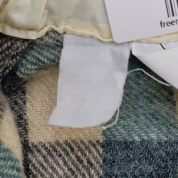 Vintage Woolrich Wool Jacket Womens XS/S 18x23 Plaid Shacket - Picture 8 of 10